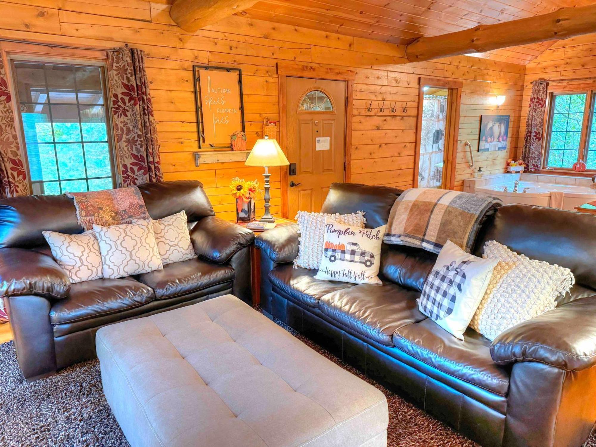 Ferngully Creek Cabins Millersburg Exterior photo